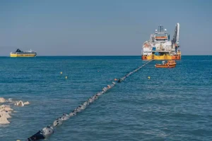 Ανώτατη διπλωματική πηγή: Η ηλεκτρική διασύνδεση Ελλάδας-Κύπρου-Ισραήλ θα γίνει με όρους οι οποίοι δε θα κλονίσουν την ασφάλεια