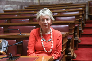 Υπέβαλε παραίτηση η Έλενα Ακρίτα – Δεν έγινε δεκτή από τον Νίκο Παππά
