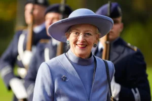 Στο νοσοκομείο η βασίλισσα Μαργαρίτα της Δανίας – Έπεσε στο κάστρο Φρέντενσμποργκ