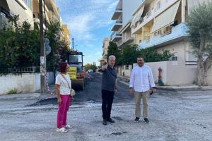 Στις εργασίες ασφαλτόστρωσης στον Μασταμπά ο Δήμαρχος Ηρακλείου