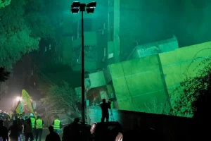 Θρίλερ με την τύχη του ηγέτη της Χεζμπολάχ, Χασάν Νασράλα – Το ισχυρότερο χτύπημα στη Βηρυτό από τον πόλεμο του 2006