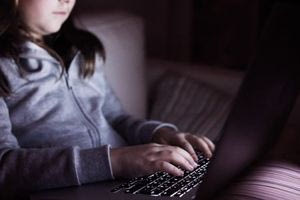 ΠΟΥ: Το 11% των εφήβων εμφανίζει σημάδια εθισμού στα κοινωνικά δίκτυα