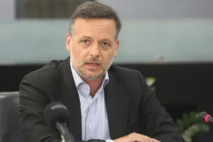 Χάρης Δούκας: «Η Χώρα χρειάζεται Αλλαγή Κατεύθυνσης»