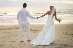 Με ένα «κλικ» θα βγαίνουν άδειες και πιστοποιητικά για γάμους και βαπτίσεις