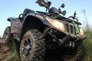 Χανιά: Έκαναν επικίνδυνους ελιγμούς με κλεμμένη γουρούνα