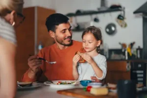 Οι αλλαγές στον τρόπο ζωής σε παιδική ηλικία επηρεάζουν τον μεταβολισμό χρόνια μετά