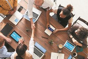 ‘Eξι στις 10 εταιρείες με το καλύτερο εργασιακό περιβάλλον στην Ευρώπη είναι ελληνικές