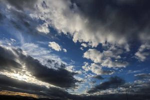 Βροχές αγνοούνται για την Κρήτη – Για ποιες περιοχές χτυπάει «καμπανάκι» ο Θ. Κολυδάς