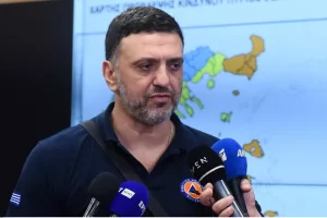 Τροχαίο ατύχημα στην Ανάβυσσο προκάλεσε φωτιά– Η ανάρτηση του Βασίλη Κικίλια