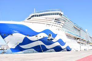 Ιταλία: «Στην Ελλάδα θα φορολογούνται οι τουρίστες που φθάνουν με κρουαζιερόπλοια»