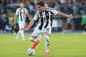 Champions League: Ιστορική νίκη για Βίλα, άριστη Γιούβε με ρέκορντμαν Γιλντίζ