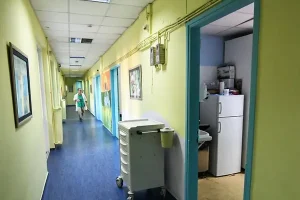 Θέρμη: Εξιτήριο πήρε το 2χρονο αγόρι που παρασύρθηκε με τους γονείς του