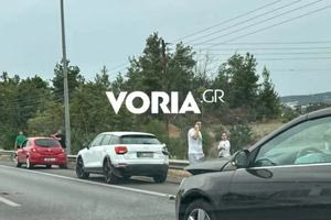 Θεσσαλονίκη: Σύγκρουση τεσσάρων οχημάτων