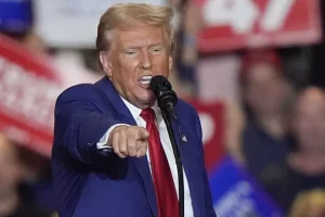 Απόπειρα δολοφονίας Τραμπ: Ο διευθυντής των Μυστικών Υπηρεσιών παραδέχεται «λάθη και παραλείψεις»