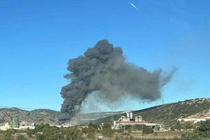 Βόλος: Φωτιά σε εργοστάσιο στην Β’ ΒΙ.ΠΕ.