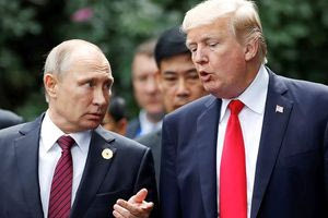 ΗΠΑ: Ο Τραμπ έστειλε τεστ για την Covid στον Πούτιν ενώ υπήρχε έλλειψη στις ΗΠΑ