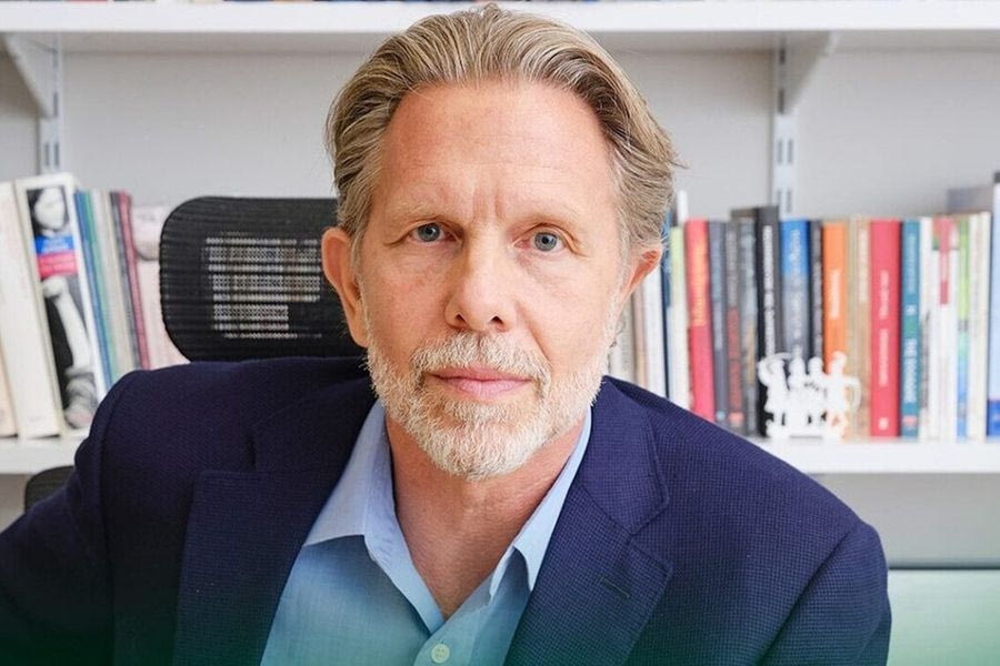 Κόντρα Γερουλάνου με Ρωμανό για τη φορολόγηση των τραπεζών