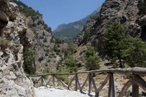 Λέκκας για το φαράγγι της Σαμαριάς: Θέλουμε ένα φαράγγι απροσπέλαστο στον κόσμο ή ένα μνημείο στο οποίο θα έχει πρόσβαση ο κόσμος, αποδεχόμενος τον κίνδυνο που υπάρχει;