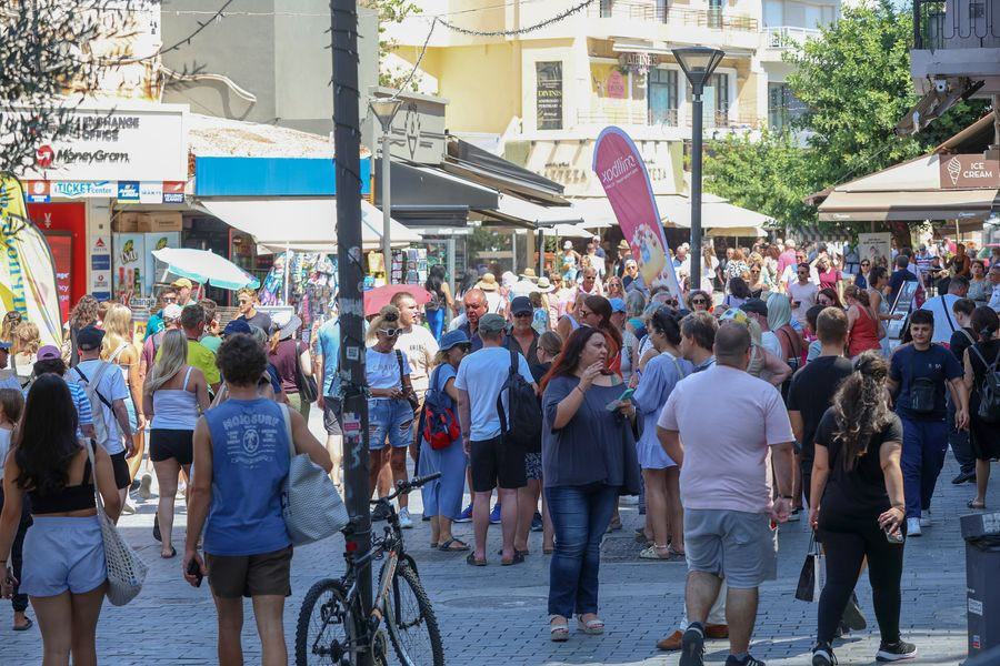 Οι νέοι κανόνες για την ηχορύπανση για τα καταστήματα και τους πλανόδιους μουσικούς στο Ηράκλειο