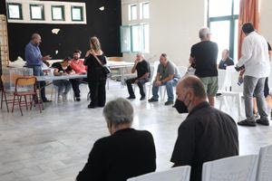 “Εύκολα, χωρίς τα 3 ευρώ και μόνο με την ταυτότητα ψηφίζουν την Κυριακή στο ΠΑΣΟΚ!”