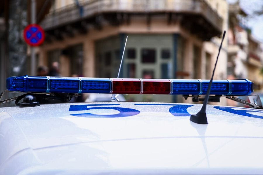 Θεσσαλονίκη: Δάγκωσε αστυνομικό επιχειρώντας να αποφύγει τη σύλληψη