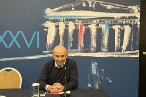 Γκριμάλντι: Αιχμές για μονοπωλιακές καταστάσεις στη γραμμή Πειραιάς-Χανιά