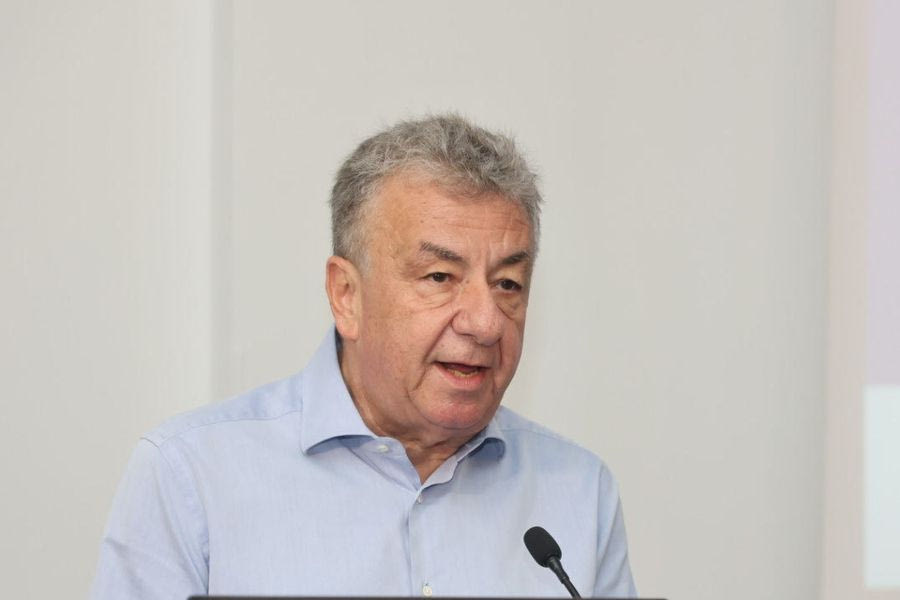 Απίστευτη ατάκα του Στ. Αρναουτάκη στη συνεδρίαση της ΚΕΔΕ: “Είμαστε όλοι έξω με αναστολή”