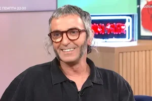 Με νέο look ο Άρης Σερβετάλης: «Μου αρέσει να είμαι σε διαδικασία αλλαγής»