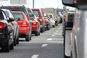 «Ραβασάκια» σε 355.000 ιδιοκτήτες Ι.Χ. – Έρχονται πρόστιμα για ασφάλεια, τέλη και ΚΤΕΟ