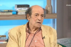 Μανούσος Μανουσάκης: «Κανείς δεν πέθανε από κακή ηθοποιία, δεν είναι &… χειρουργική επέμβαση»