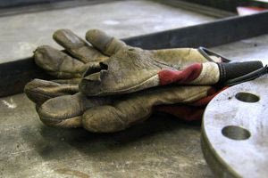 Ηράκλειο: 22χρονος “έκοψε” το χέρι του κατά την διάρκεια εργασιών στη Βιομηχανική Περιοχή