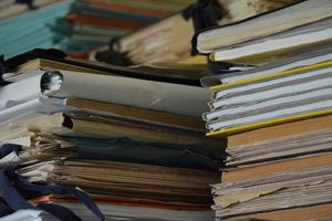 Γραφειοκράτη επιτρέποντος…