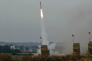 The Times: Το Ισραήλ καθυστερεί τα αντίποινα στο Ιράν λόγω της διαρροής απόρρητων εγγράφων