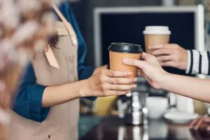 “Παγώνει” τα νέα καταστήματα καφέ στην Κρήτη