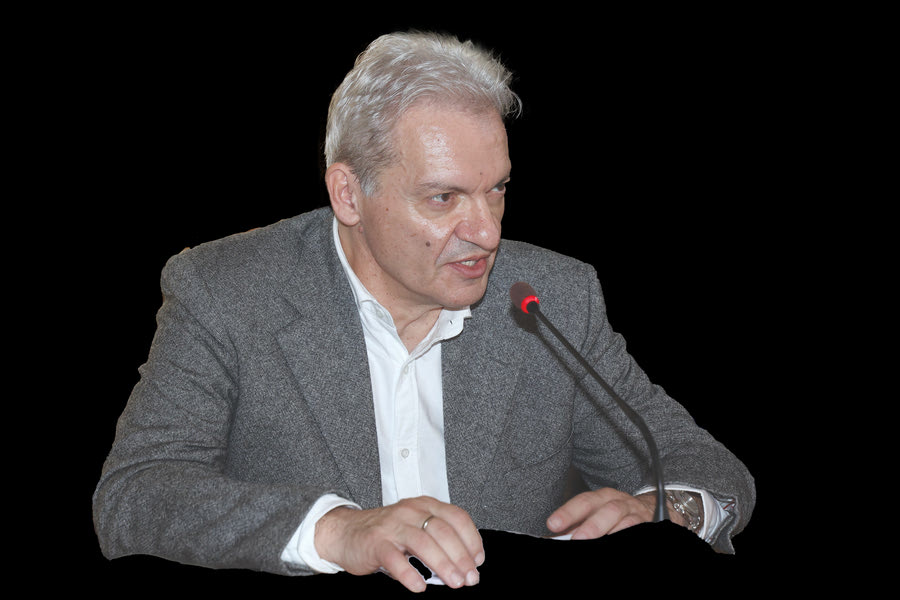 Αλ. Καλοκαιρινός: «Ανώμαλο» το περιβάλλον στο οποίο επιχειρούν οι Δήμοι