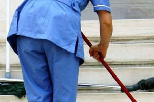 Σπίτι: 10 πράγματα που χρειάζονται καθαρισμό το φθινόπωρο, σύμφωνα με ειδικό