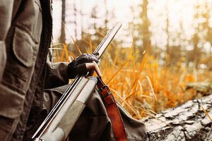 Ηράκλειο: Επιχείρηση διάσωσης ενός κυνηγού σε δύσβατο σημείο