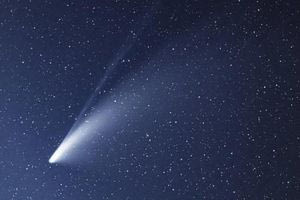 Ορατός από τη Γη ο «κομήτης του αιώνα» (βίντεο)