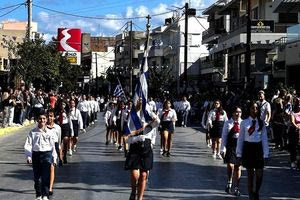Μαλεβίζι: Πλήθος κόσμου στην παρέλαση στο Γάζι