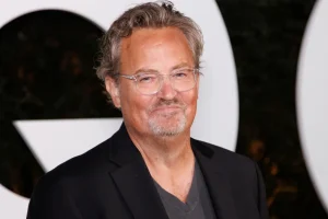 Γιατρός που κατηγορείται για τον θάνατό του Μάθιου Πέρι παραδέχθηκε την ενοχή του