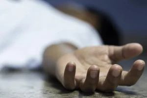 Τον βρήκαν νεκρό οι συνάδελφοι του μέσα στην επιχείρηση