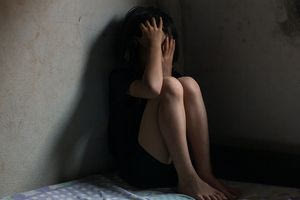 «Προστατέψτε με, απομακρύνετέ με από τη μητέρα μου, θέλω να πάω σε ασφαλές χώρο!»