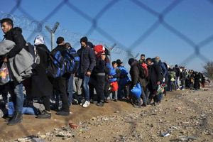 Γαλλία: Δεν είναι εφικτό να εφαρμοστεί ένα σχέδιο μεταφοράς των μεταναστών σε τρίτες χώρες