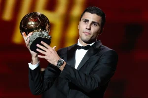 Ο Ρόδρι πήρε τη «Χρυσή Μπάλα» με διαφορά μόλις 41 βαθμών από τον Βινίσιους