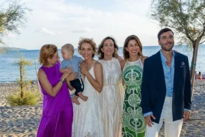 Γιούλικα Σκαφιδά: Bάφτισε τον γιο της με νονά την Ευδοκία Ρουμελιώτη – Οι πρώτες φωτογραφίες!