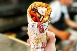 Λαμία: Παρίσταναν τον Δήμαρχο και έκαναν μεγάλες παραγγελίες σε σουβλάκια