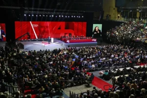 ΚΕ ΣΥΡΙΖΑ: Πέρασε η αλλαγή ημερομηνίας του Συνεδρίου και η καταδίκη αναφορών Κασσελάκη περί διαπλοκής