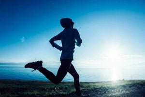 Πόσο πρέπει να ασκούνται οι ενήλικες για να ζήσουν περισσότερο; Επιστημονική μελέτη απαντά