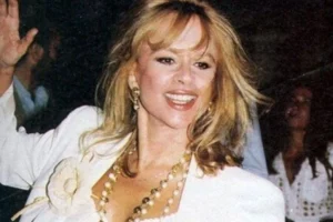 Πωλείται για 2η φορά το σπίτι της Αλίκης Βουγιουκλάκη στη Στησιχόρου – 4 εκατομμύρια ευρώ η αρχική τιμή