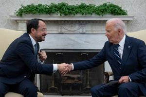 Θερμό κλίμα στη συνάντηση Χριστοδουλίδη-Μπάιντεν στο Λευκό Οίκο